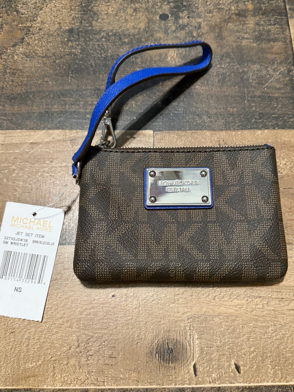 Michael Kors Jet Set Small Wristlet NWT